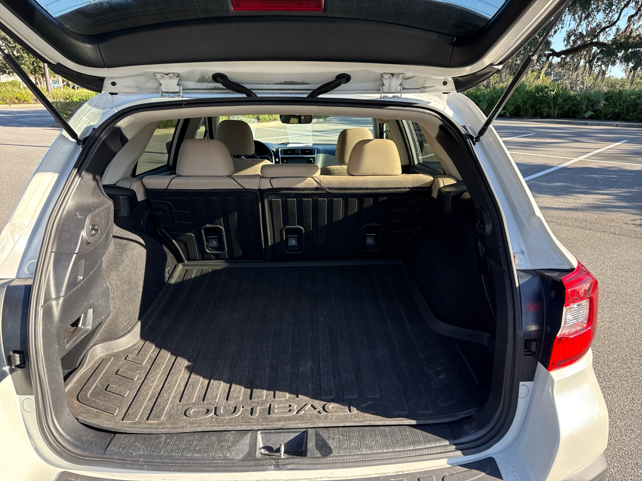 Subaru Outback 2.5i Premium 2019