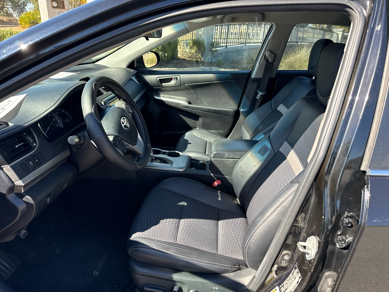 Toyota Camry SE 2012