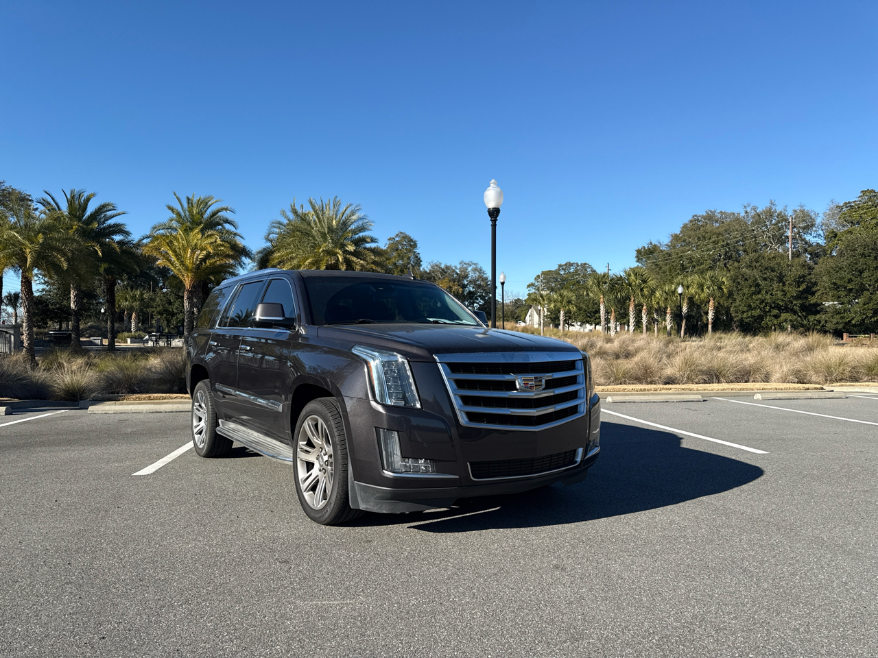Cadillac Escalade Luxury 4WD 2015