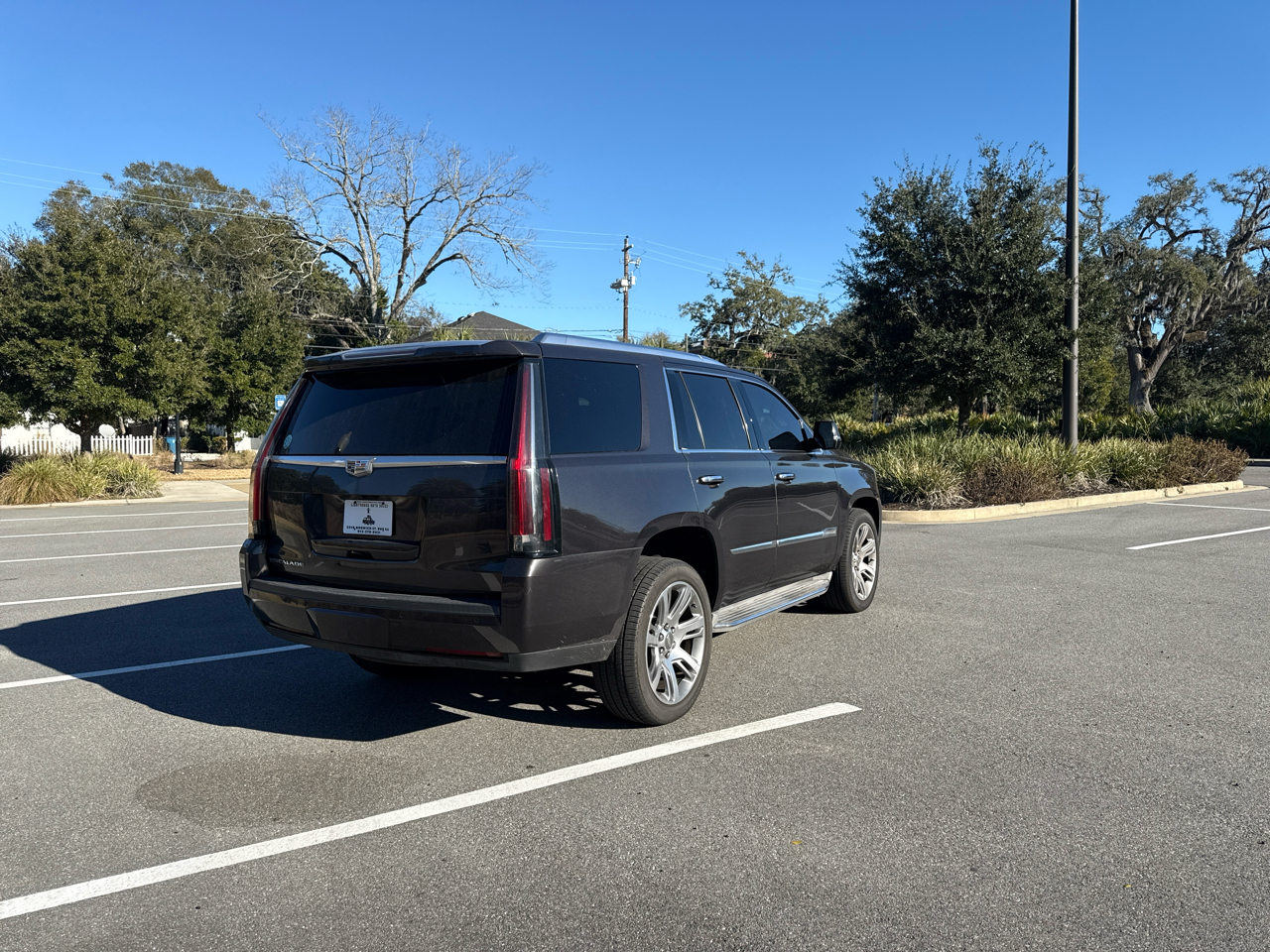 Cadillac Escalade Luxury 4WD 2015