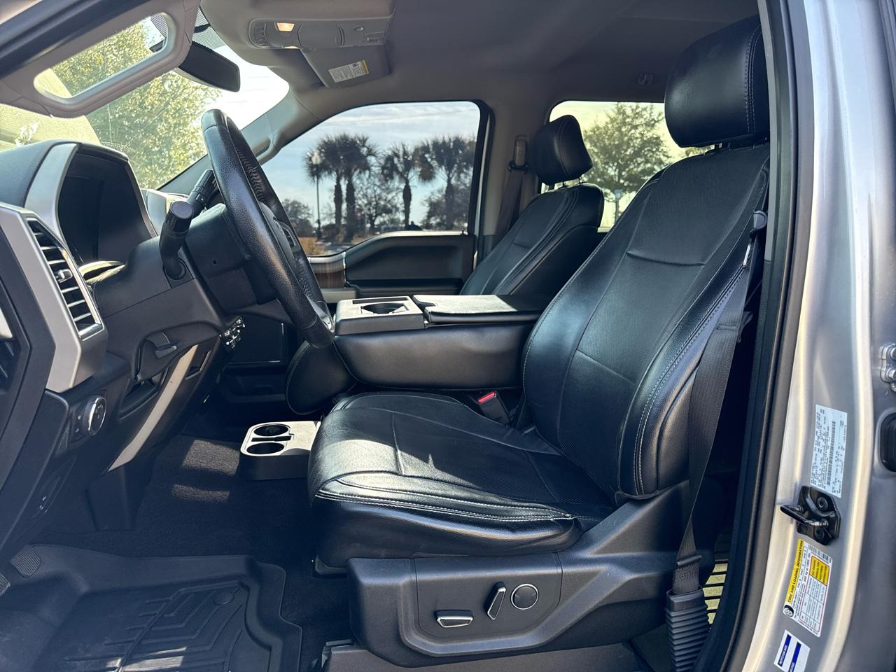 Ford F-150 Lariat SuperCrew 5.5-ft. Bed 4WD 2016