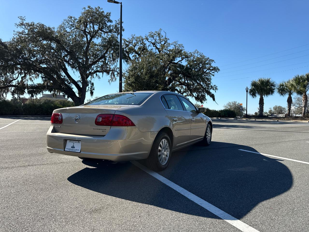 Buick Lucerne CX 2006