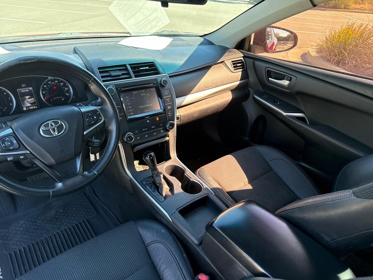 Toyota Camry SE 2017