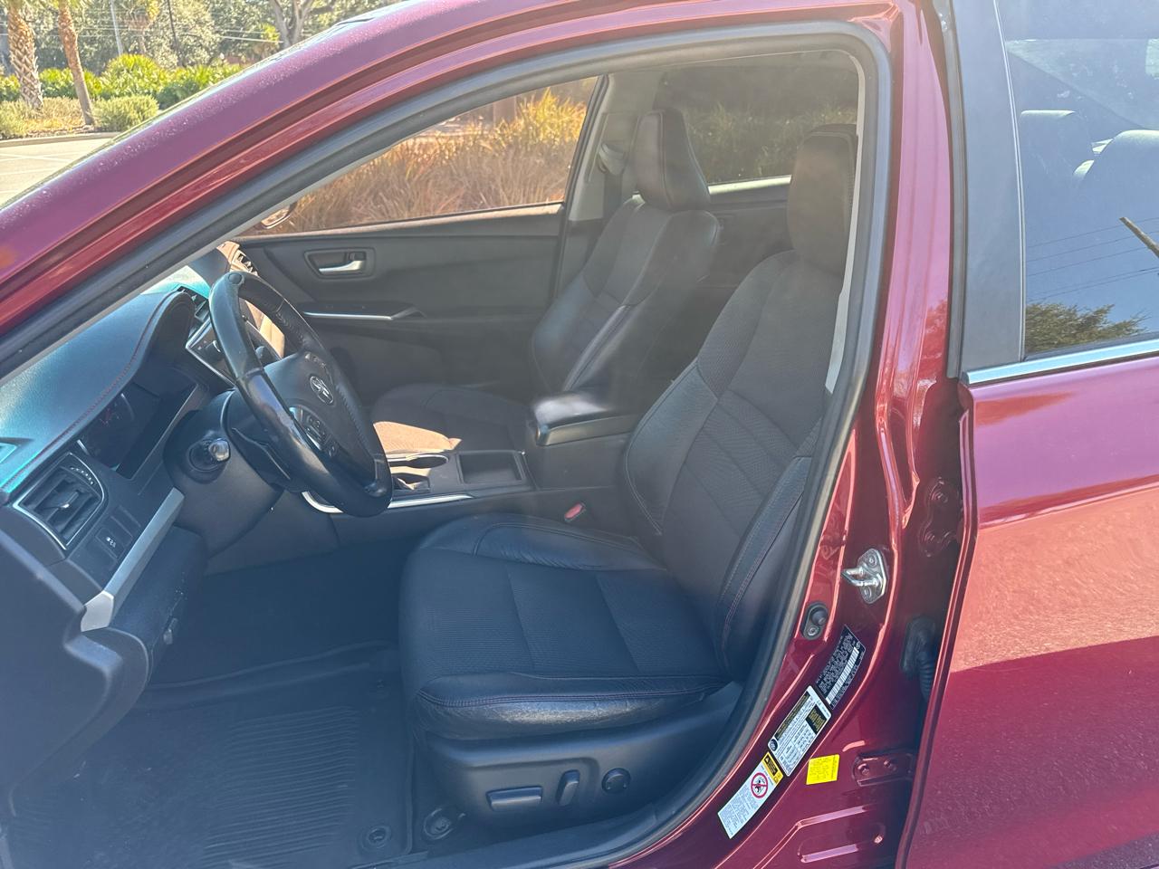 Toyota Camry SE 2017