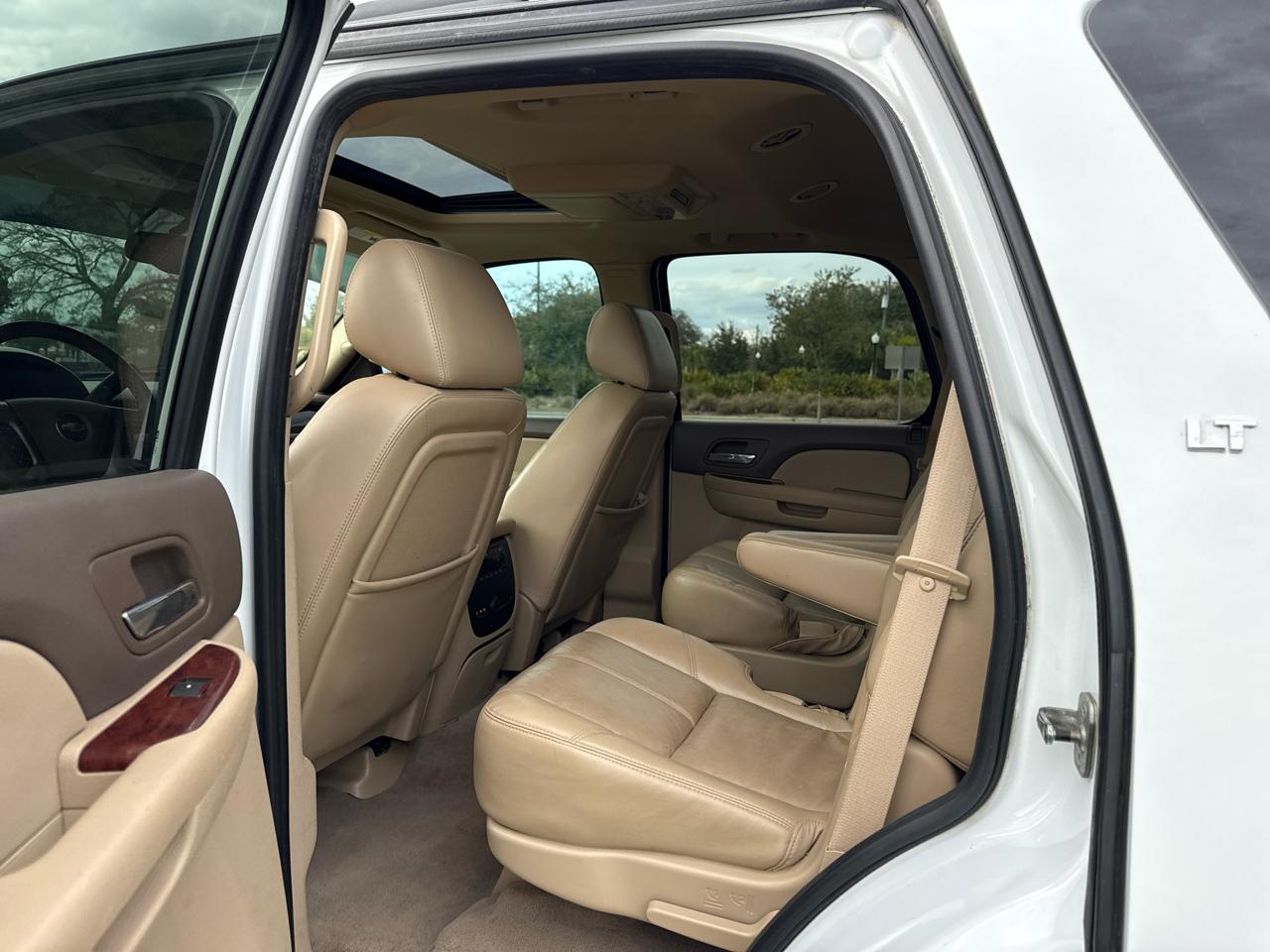 Chevrolet Tahoe LT 4WD 2011