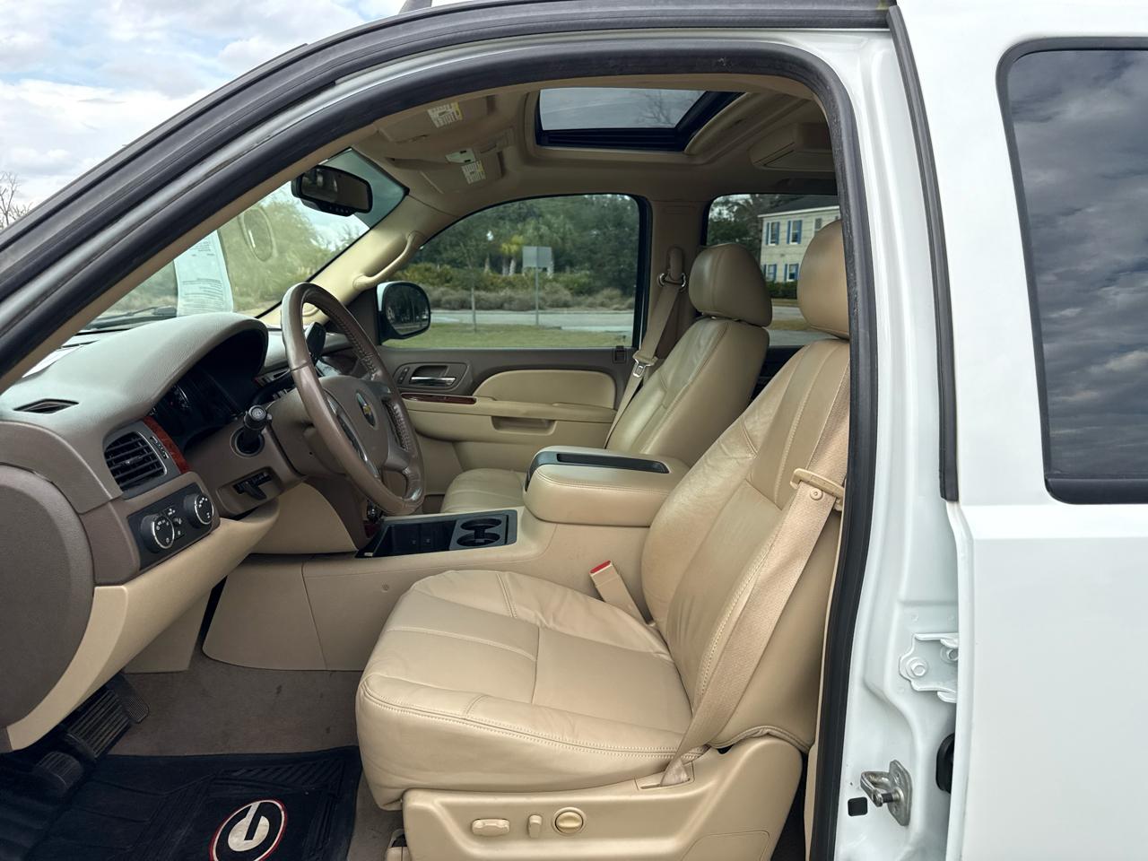 Chevrolet Tahoe LT 4WD 2011