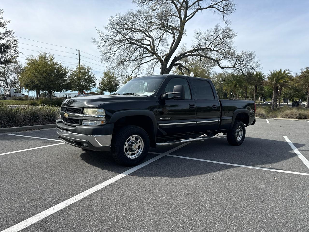 Chevrolet Silverado 2500HD Crew Cab Long Bed 4WD 2002