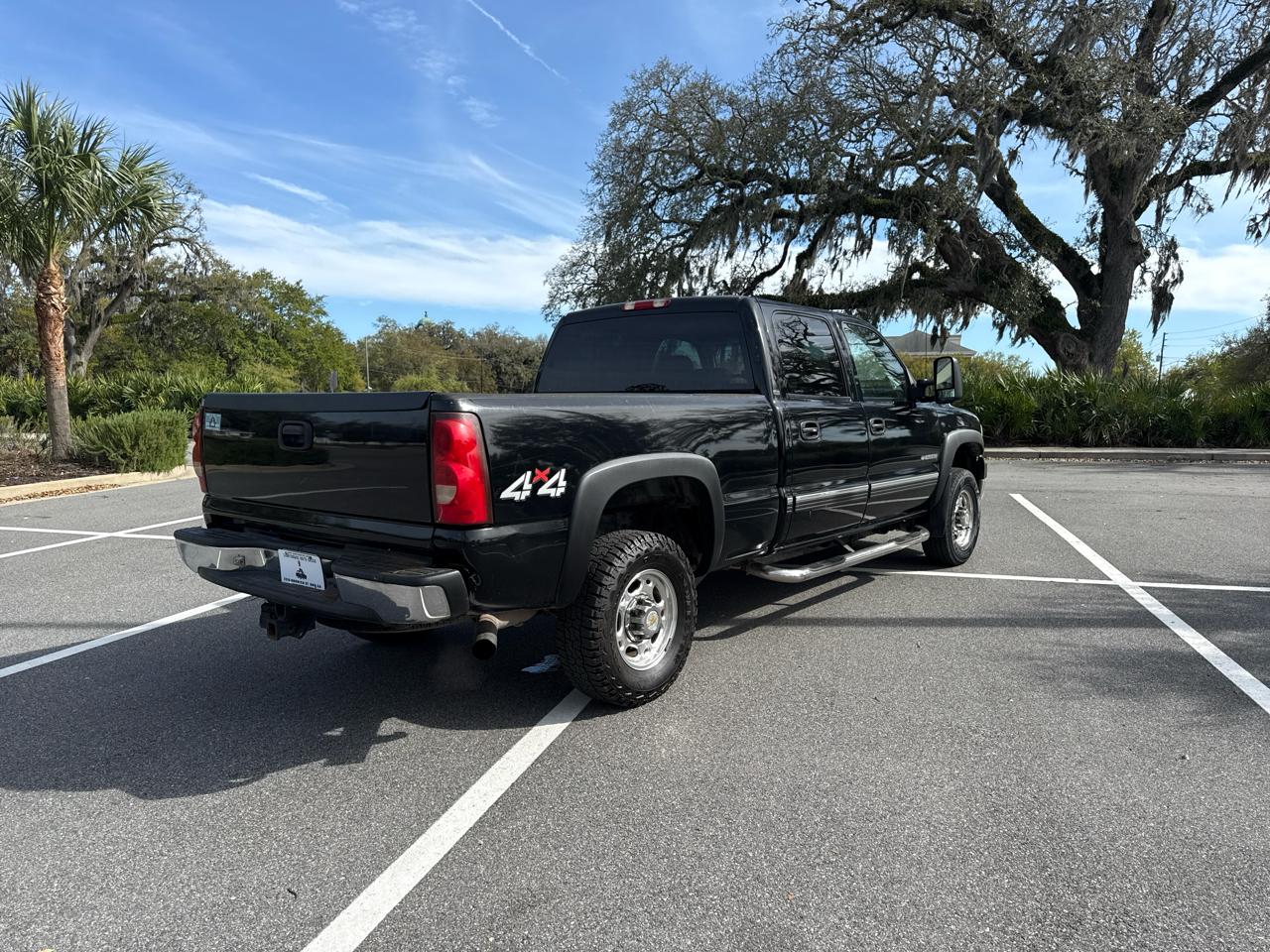 Chevrolet Silverado 2500HD Crew Cab Long Bed 4WD 2002