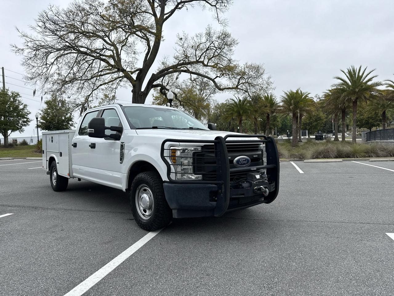 Ford F-250 SD XL Crew Cab Long Bed 2WD 2018
