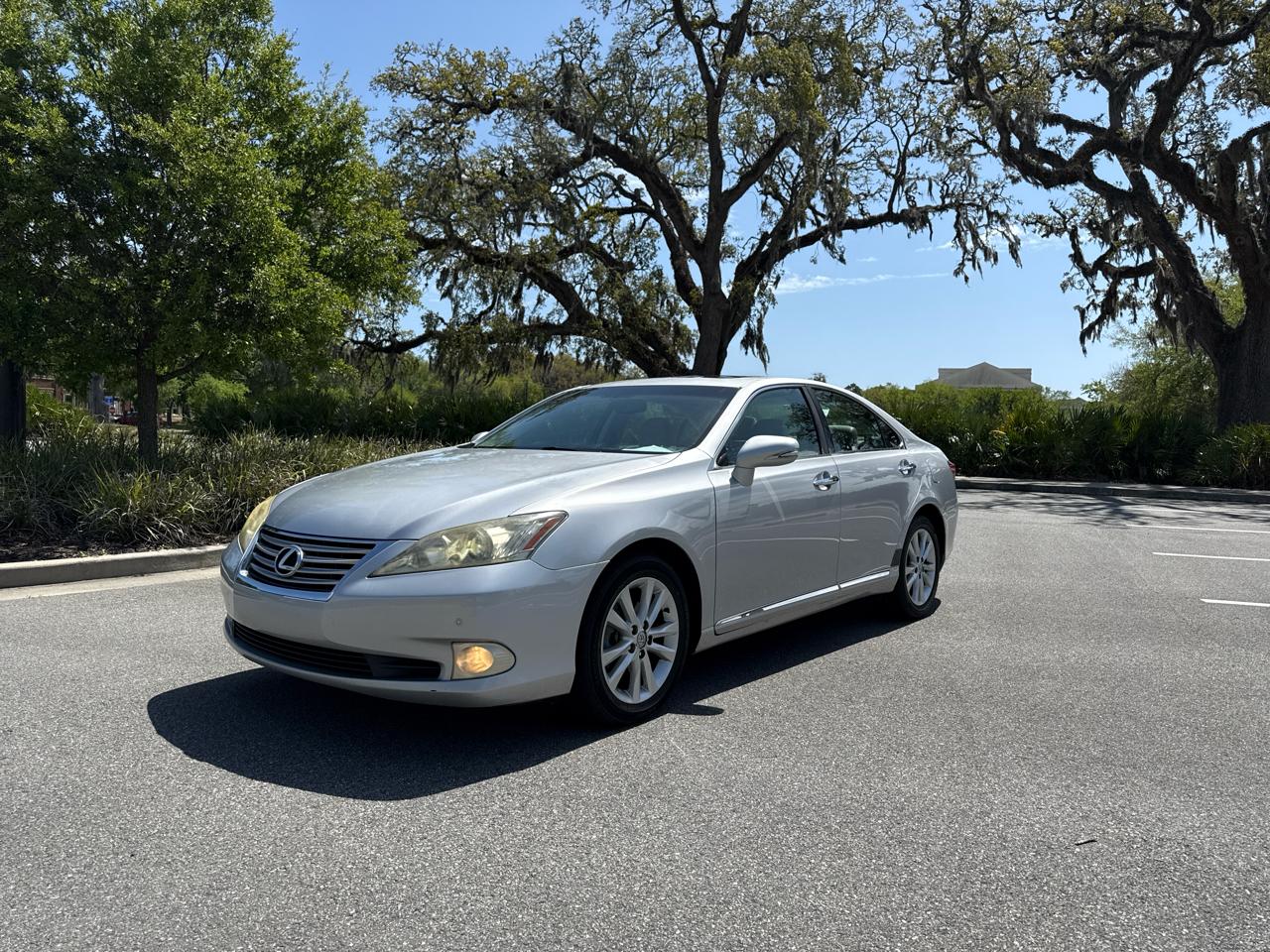 Lexus ES 350 Sedan 2010