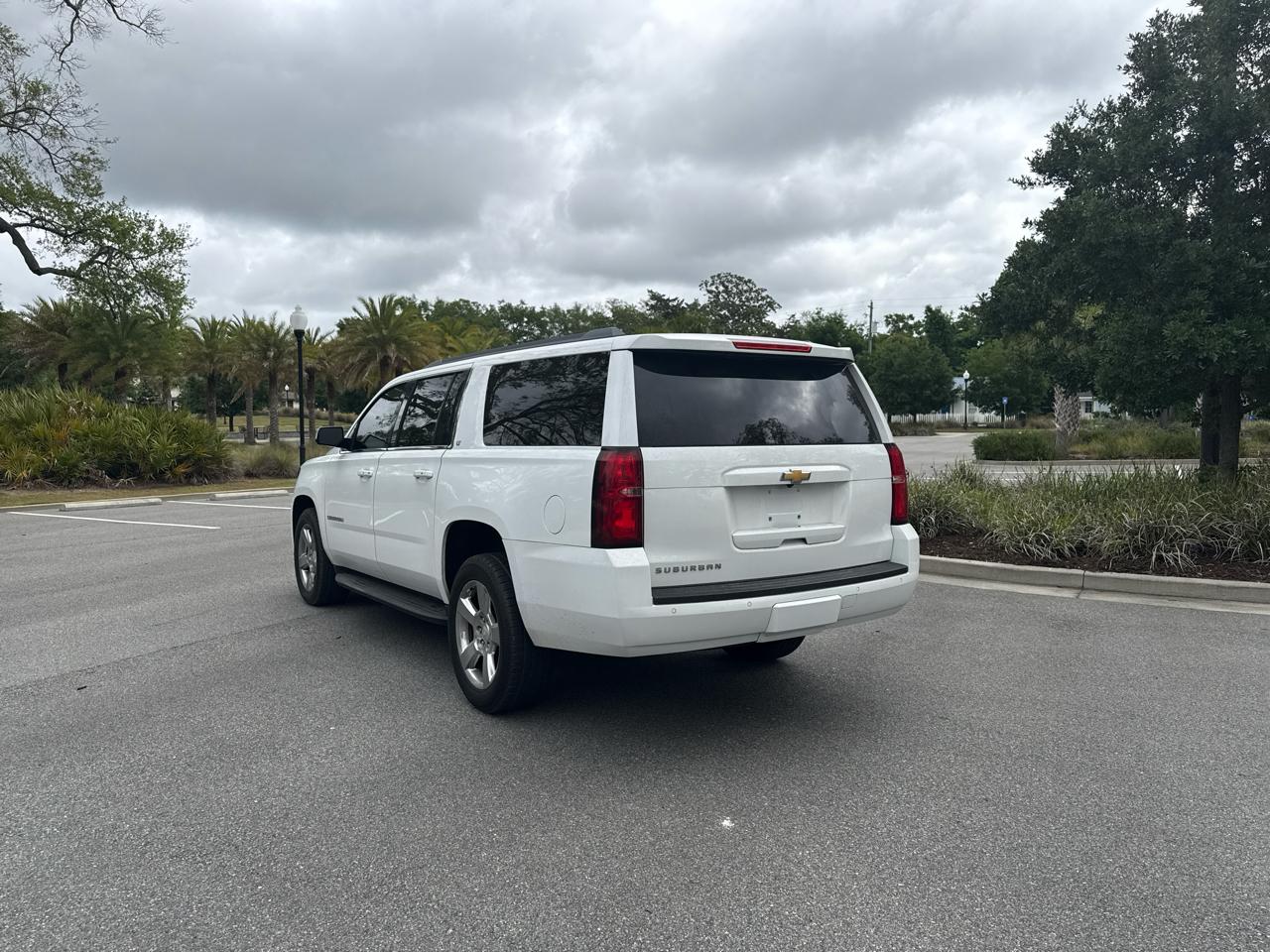 Chevrolet Suburban LT 2WD 2017