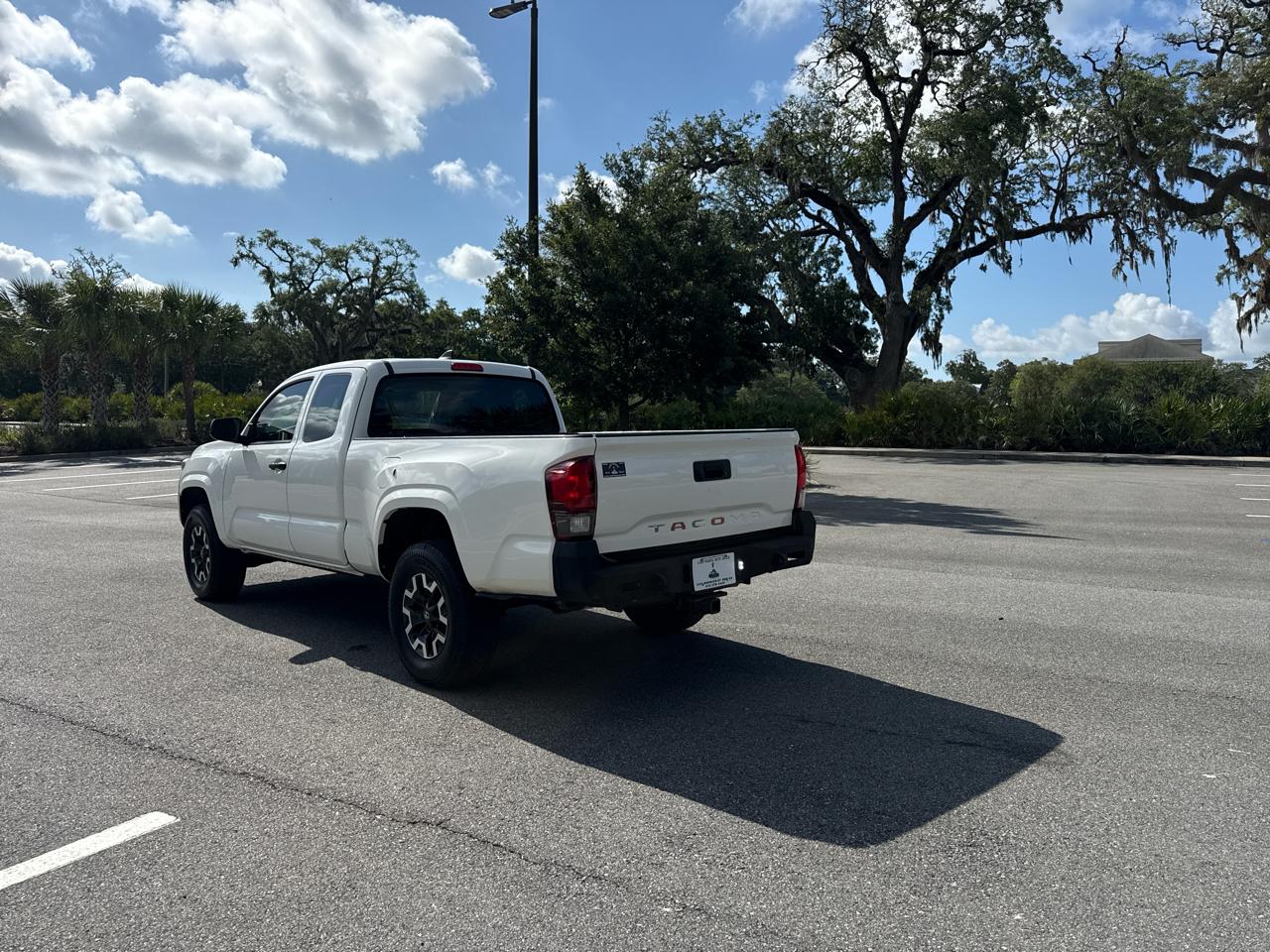 Toyota Tacoma SR5 Access Cab I4 6AT 2WD 2018