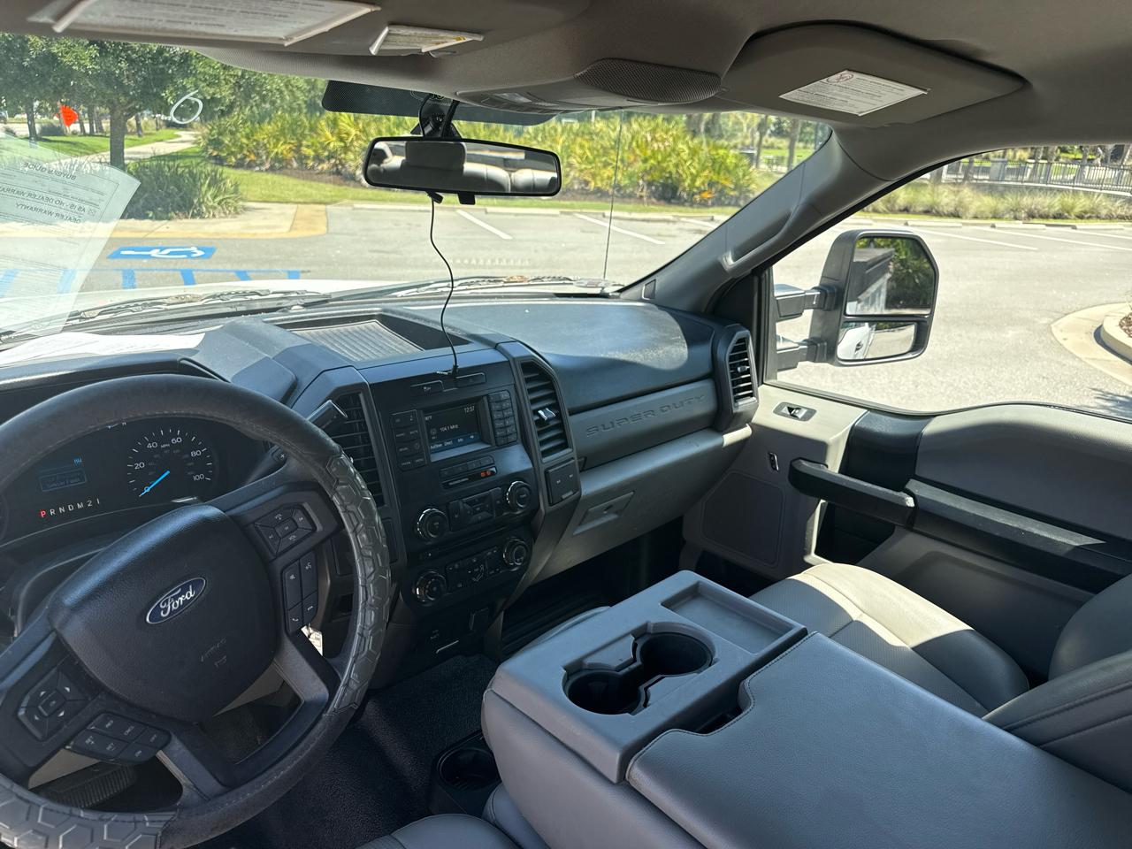 Ford F-350 SD XL SuperCab Long Bed 2WD 2017