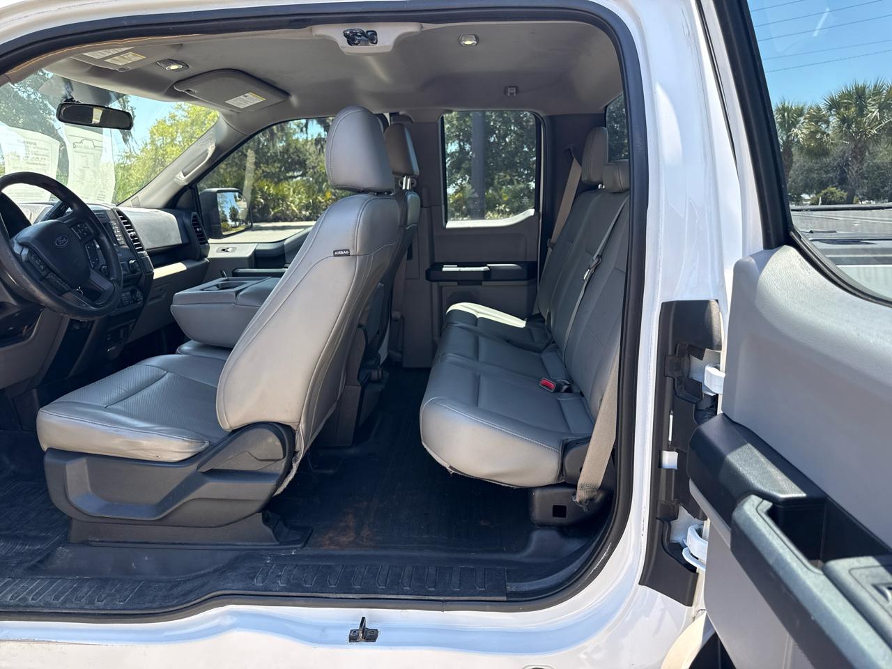 Ford F-150 XL SuperCab 6.5-ft. Bed 4WD 2016