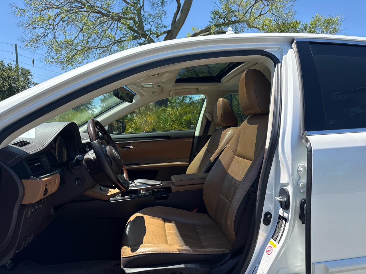 Lexus ES 350 Sedan 2017