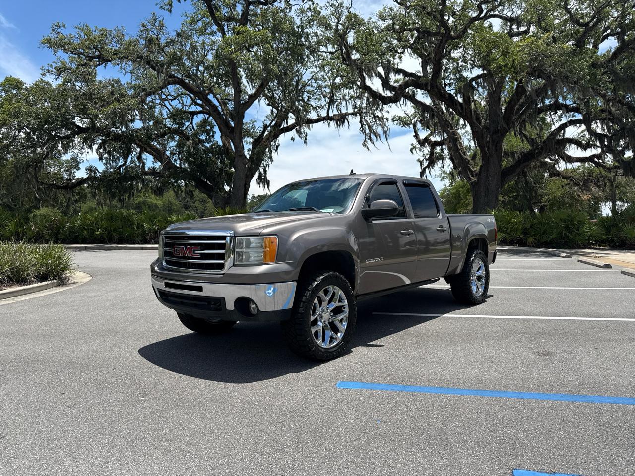 GMC Sierra 1500 SLT Crew Cab 4WD 2013