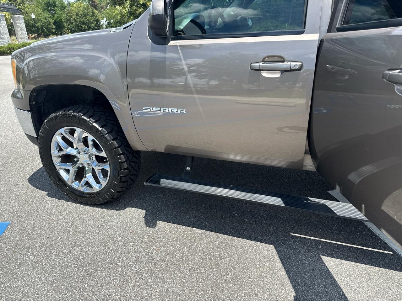 GMC Sierra 1500 SLT Crew Cab 4WD 2013