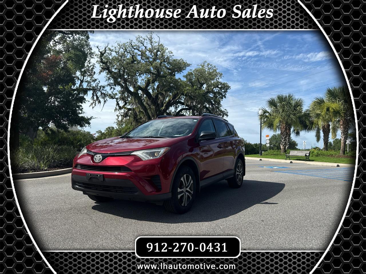 Toyota RAV4 LE AWD 2018