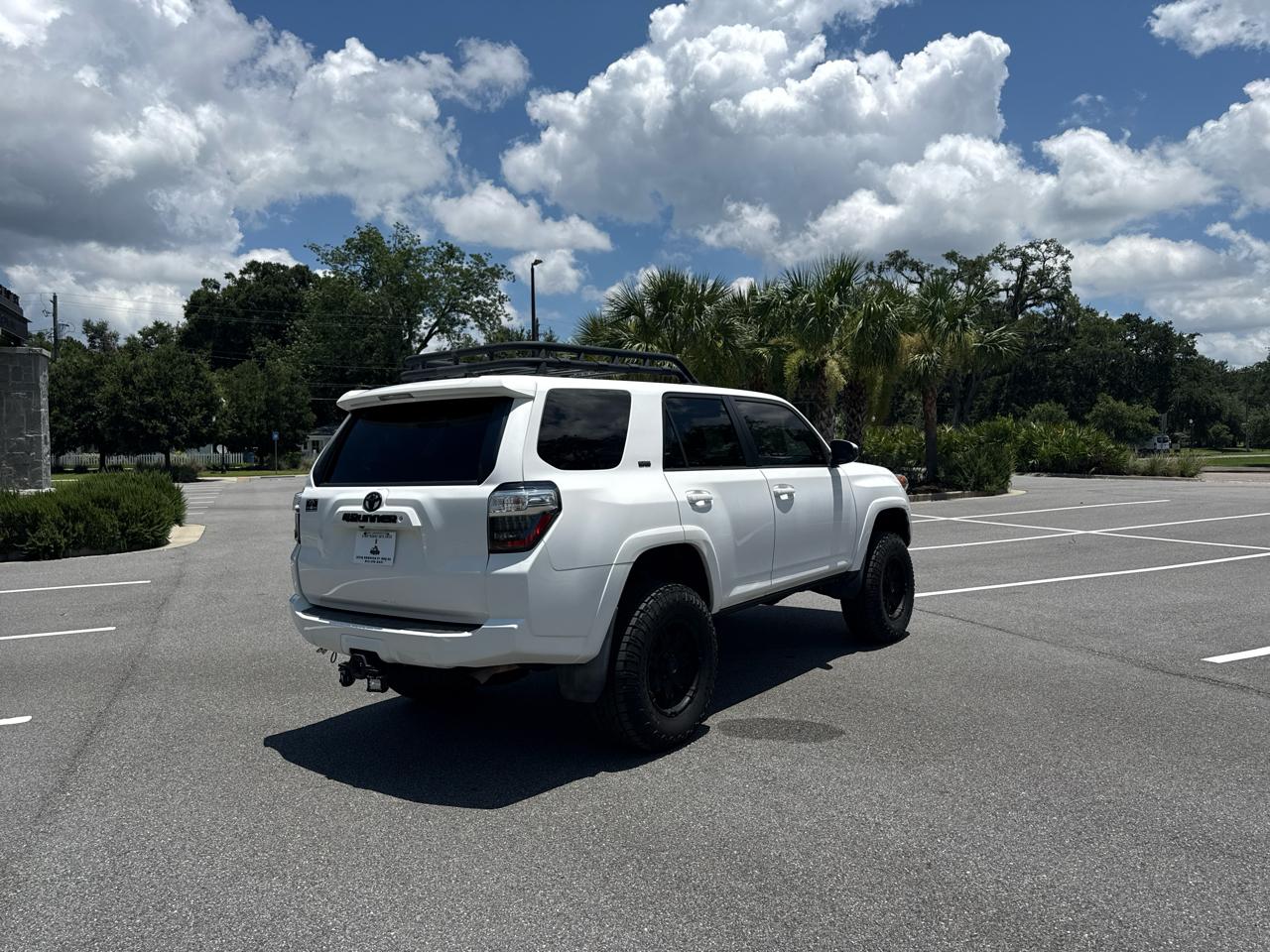 Toyota 4Runner SR5 2WD 2015