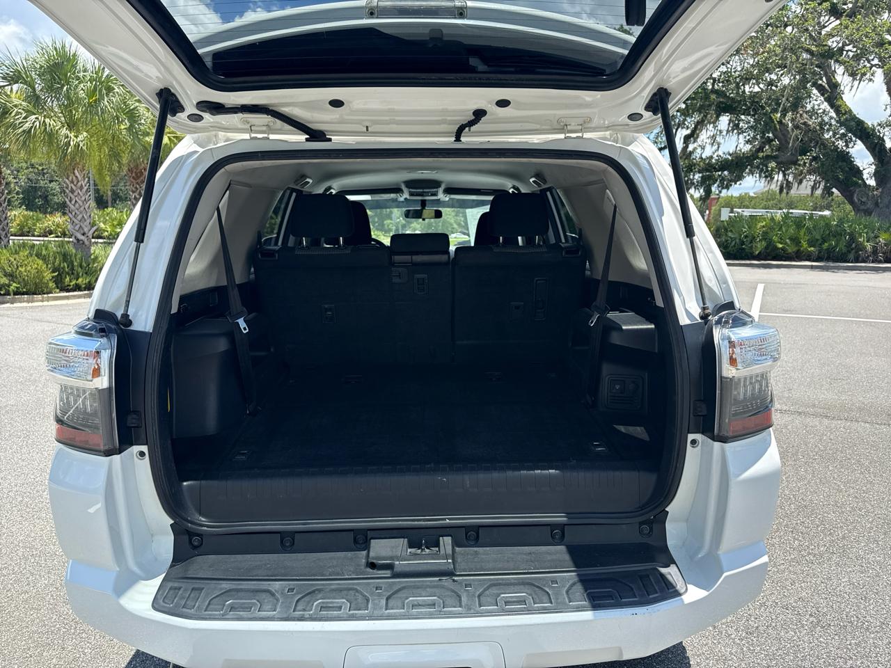 Toyota 4Runner SR5 2WD 2015