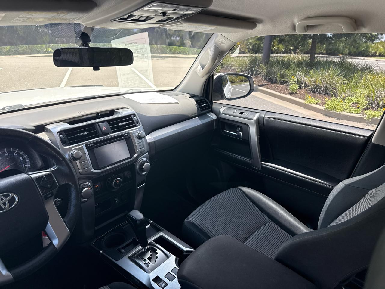Toyota 4Runner SR5 2WD 2015