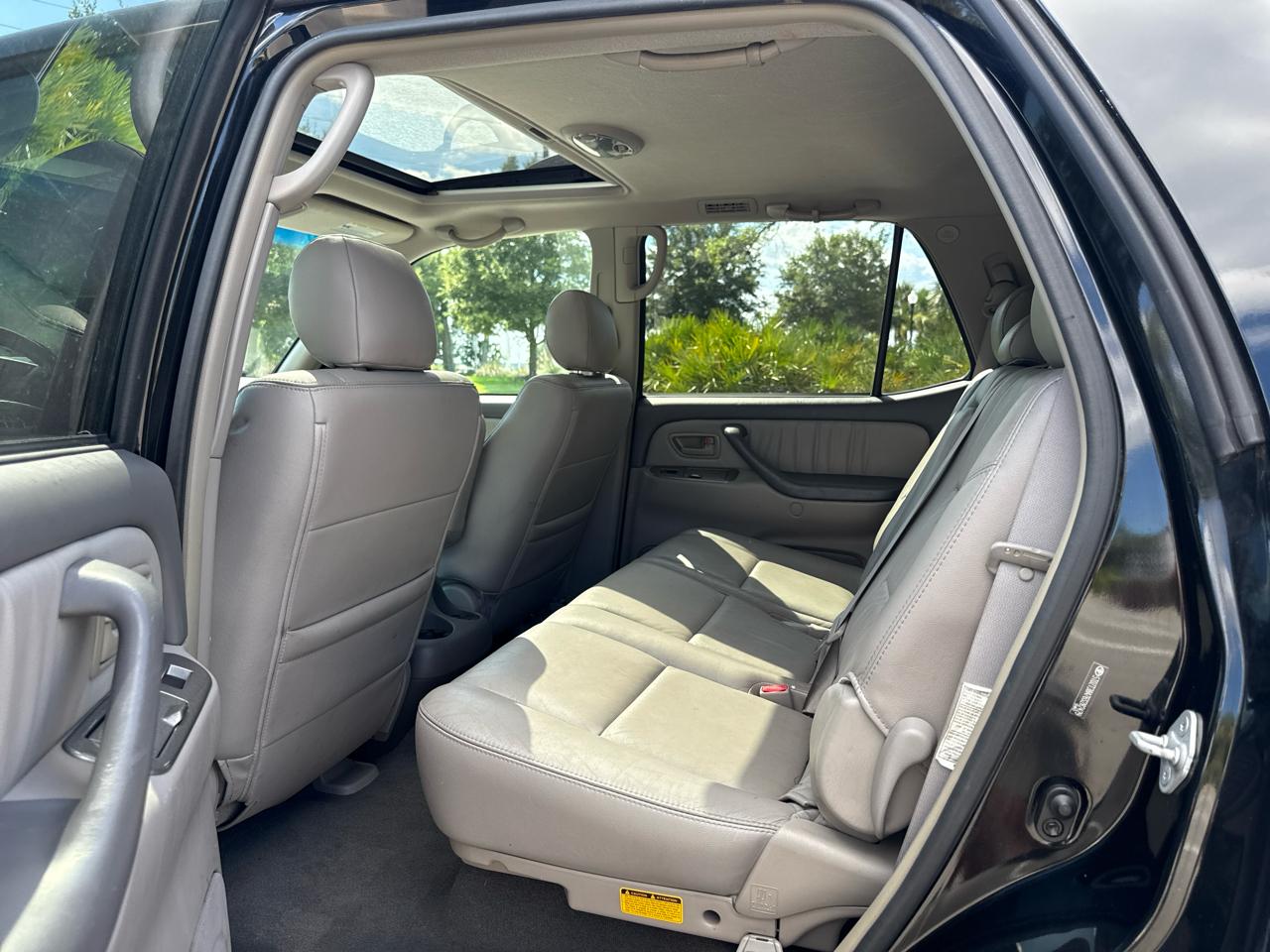 Toyota Sequoia Limited 2WD 2006