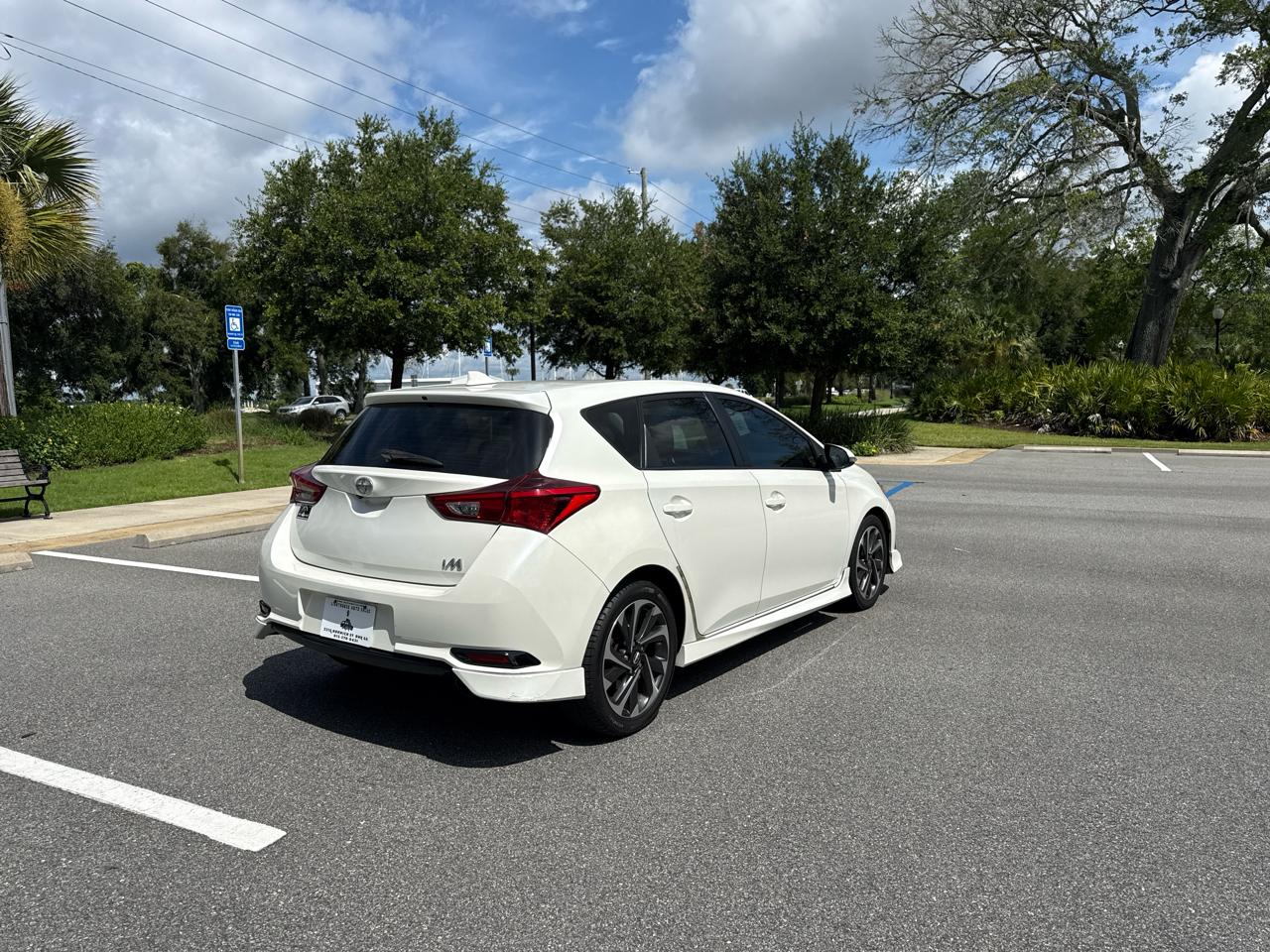 Scion iM 6M 2016