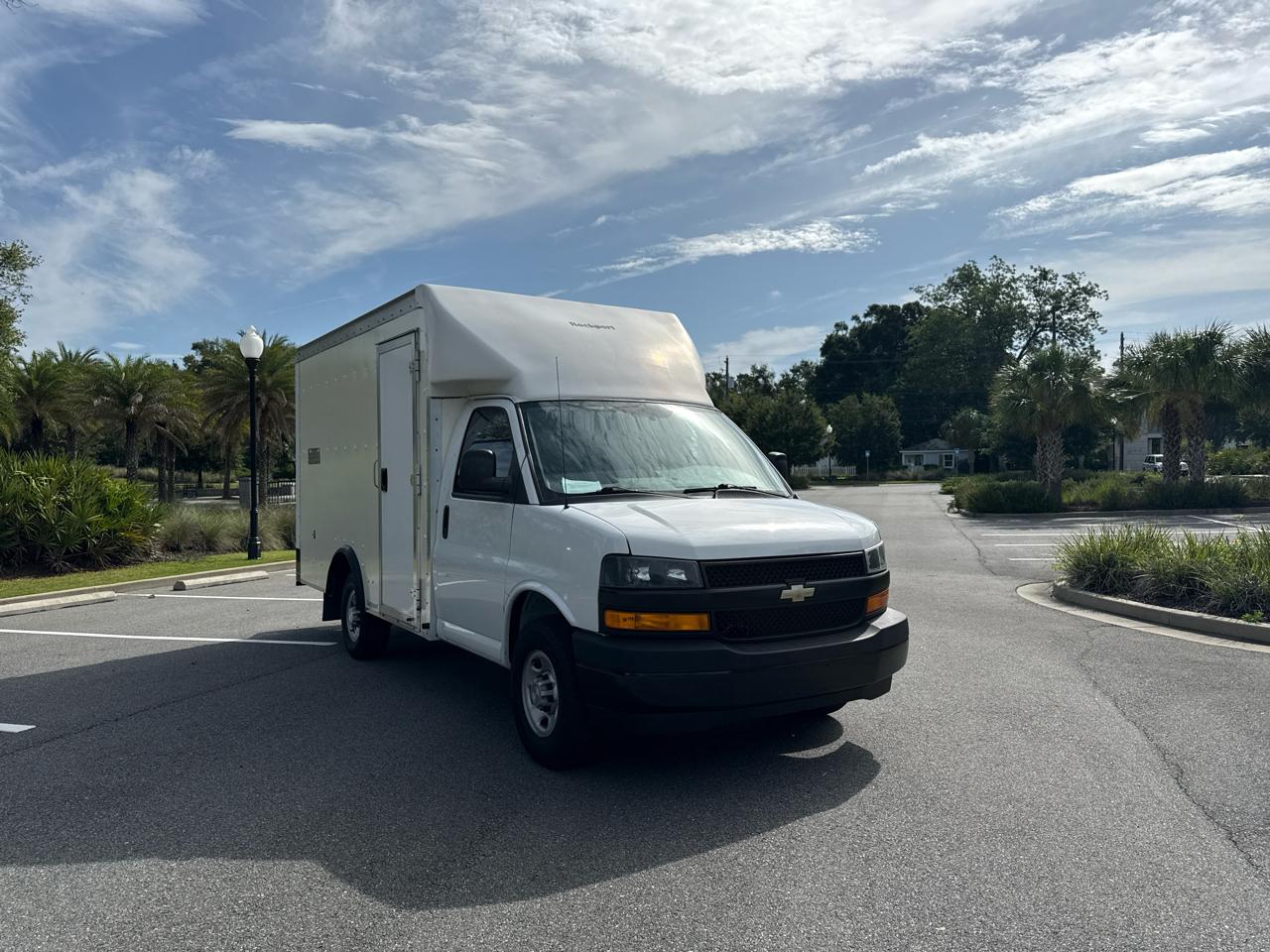 Chevrolet Express G3500 139" 2022