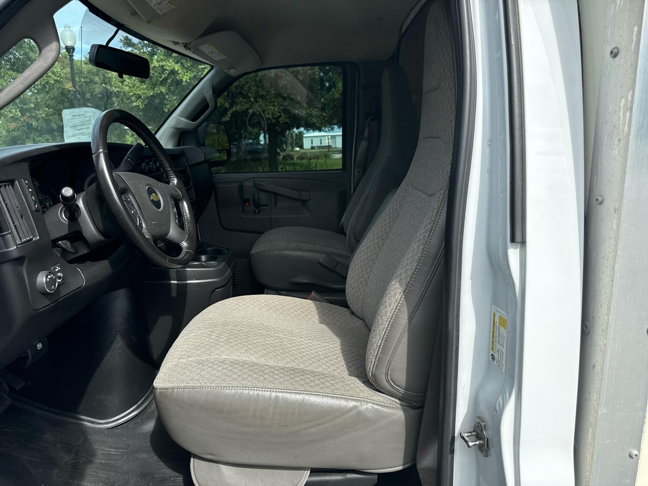 Chevrolet Express G3500 139" 2022