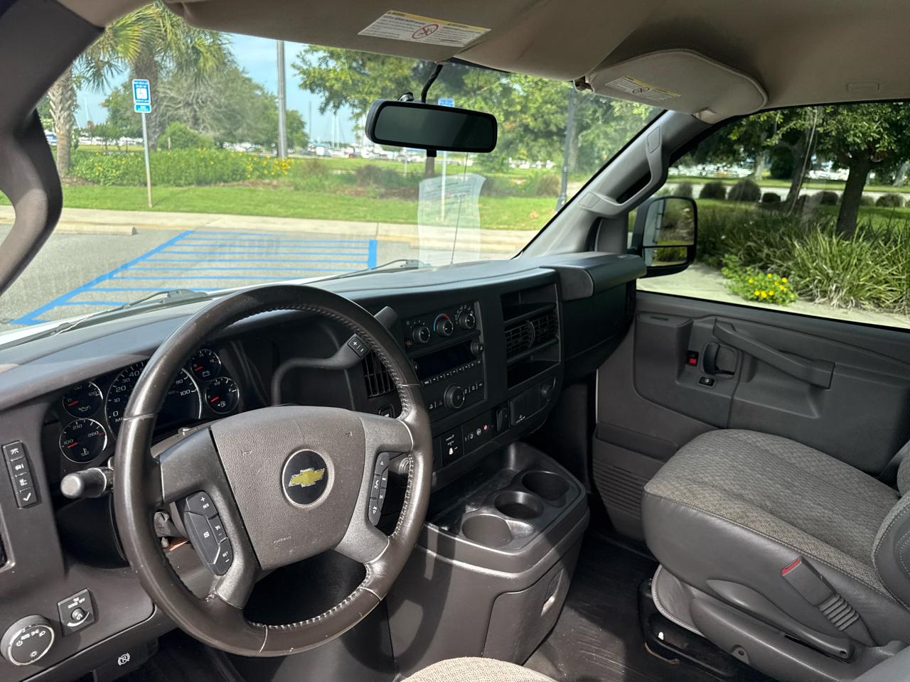 Chevrolet Express G3500 139" 2022