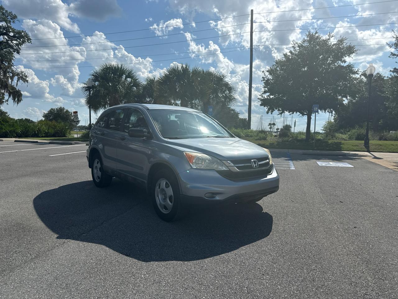 Honda CR-V LX 2WD 5-Speed AT 2011