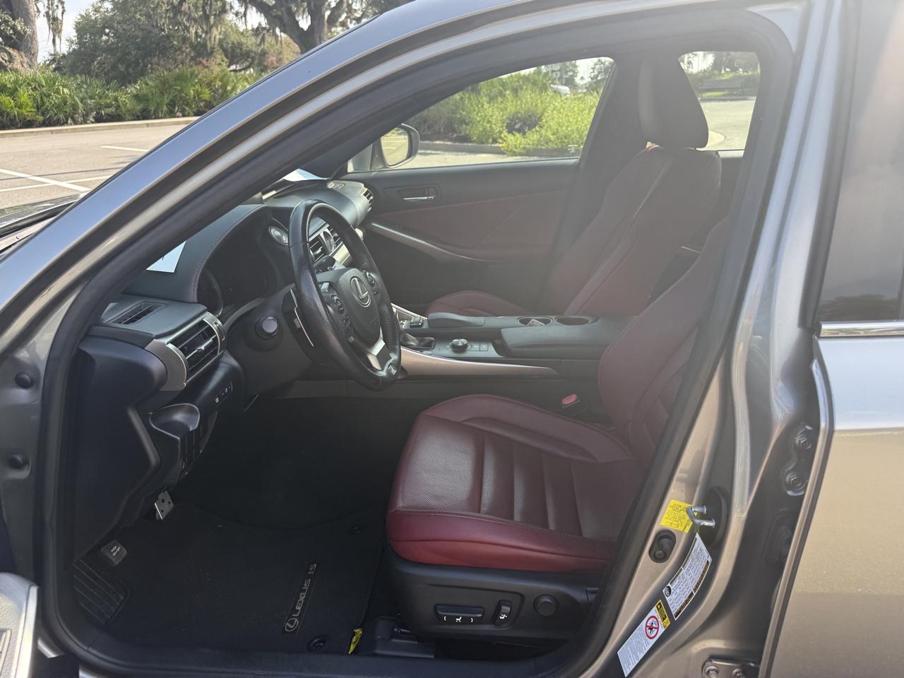 Lexus IS 250 AWD 2015