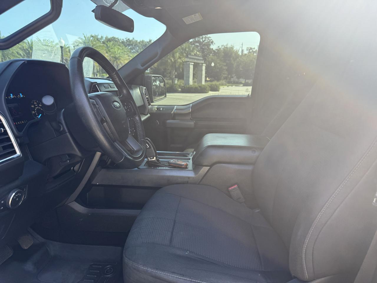 Ford F-150 XLT SuperCrew 5.5-ft. Bed 4WD 2016