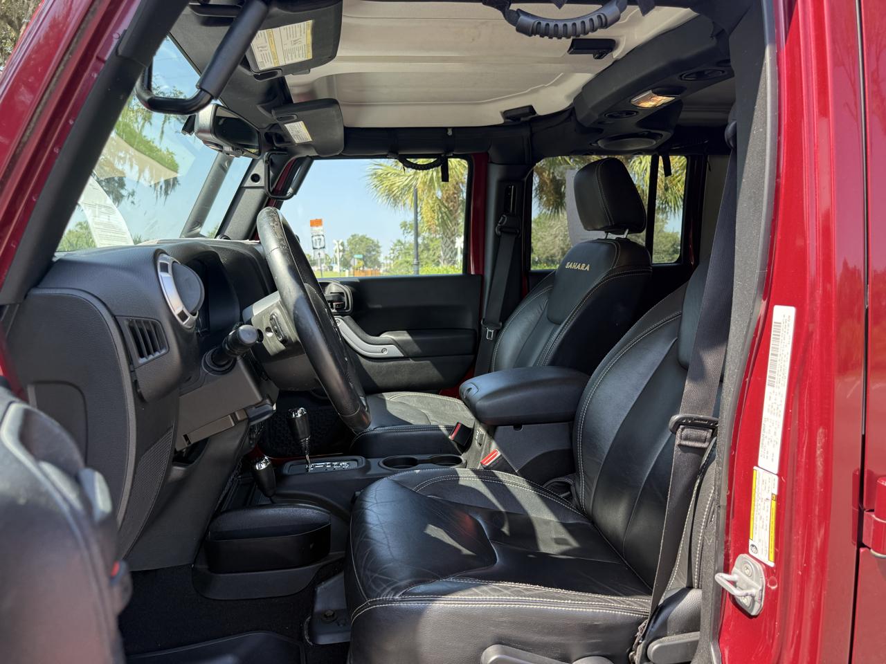 Jeep Wrangler Unlimited Sahara 4WD 2013