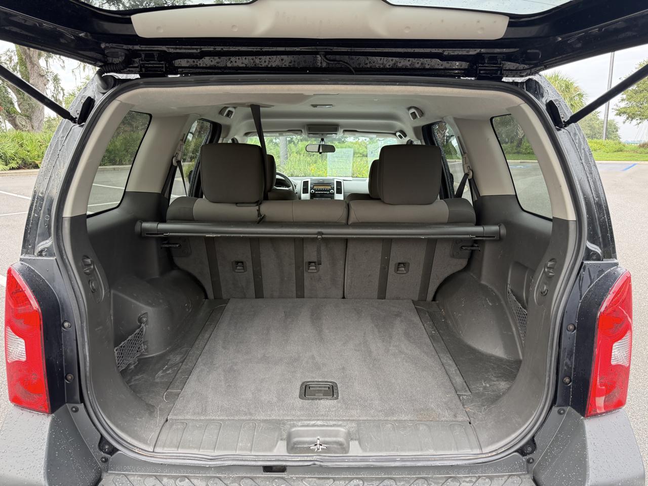 Nissan Xterra X 4WD 2015