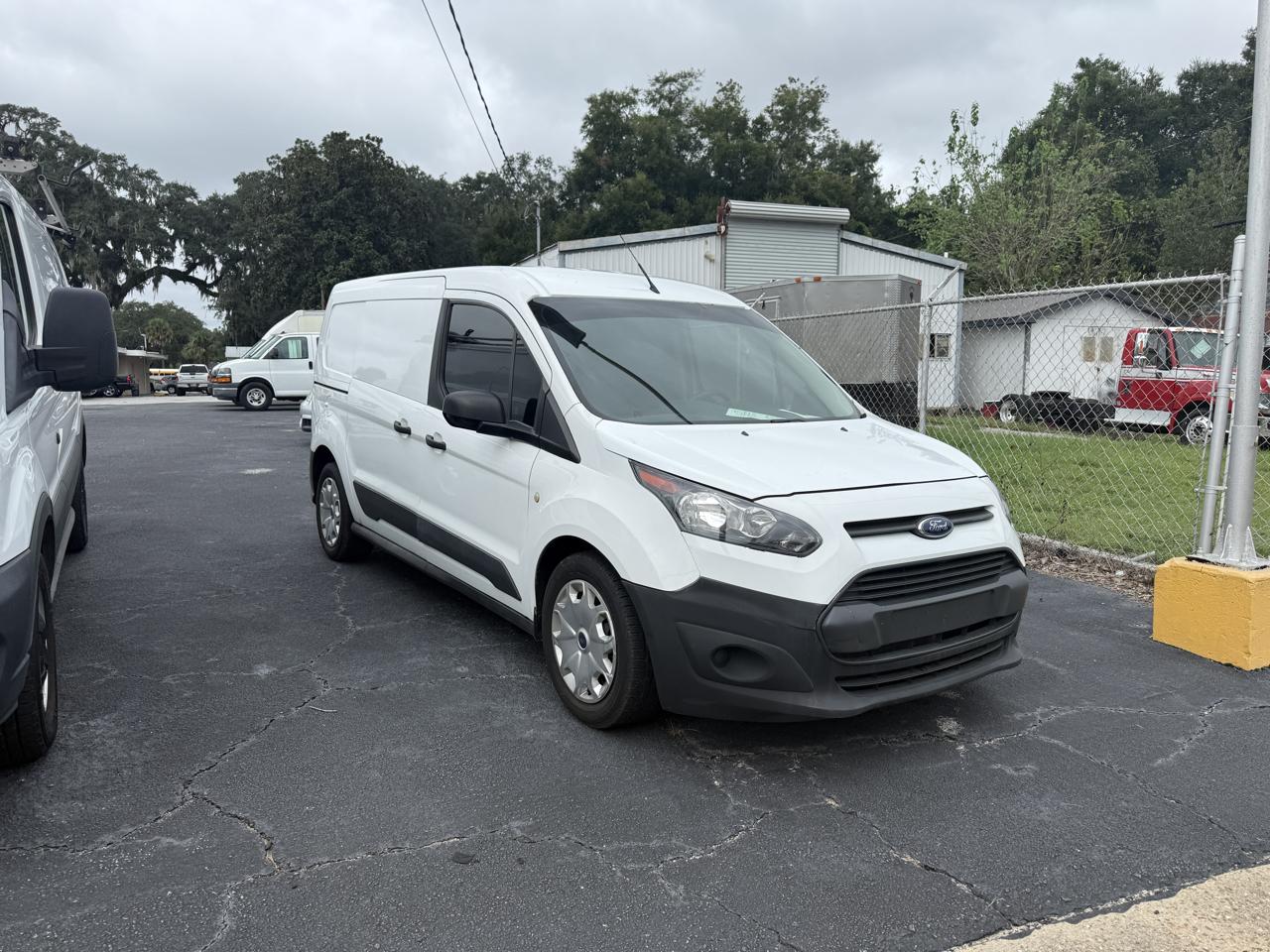 Ford Transit Connect Cargo Van XL LWB w/Rear 180 Degree Door 2017