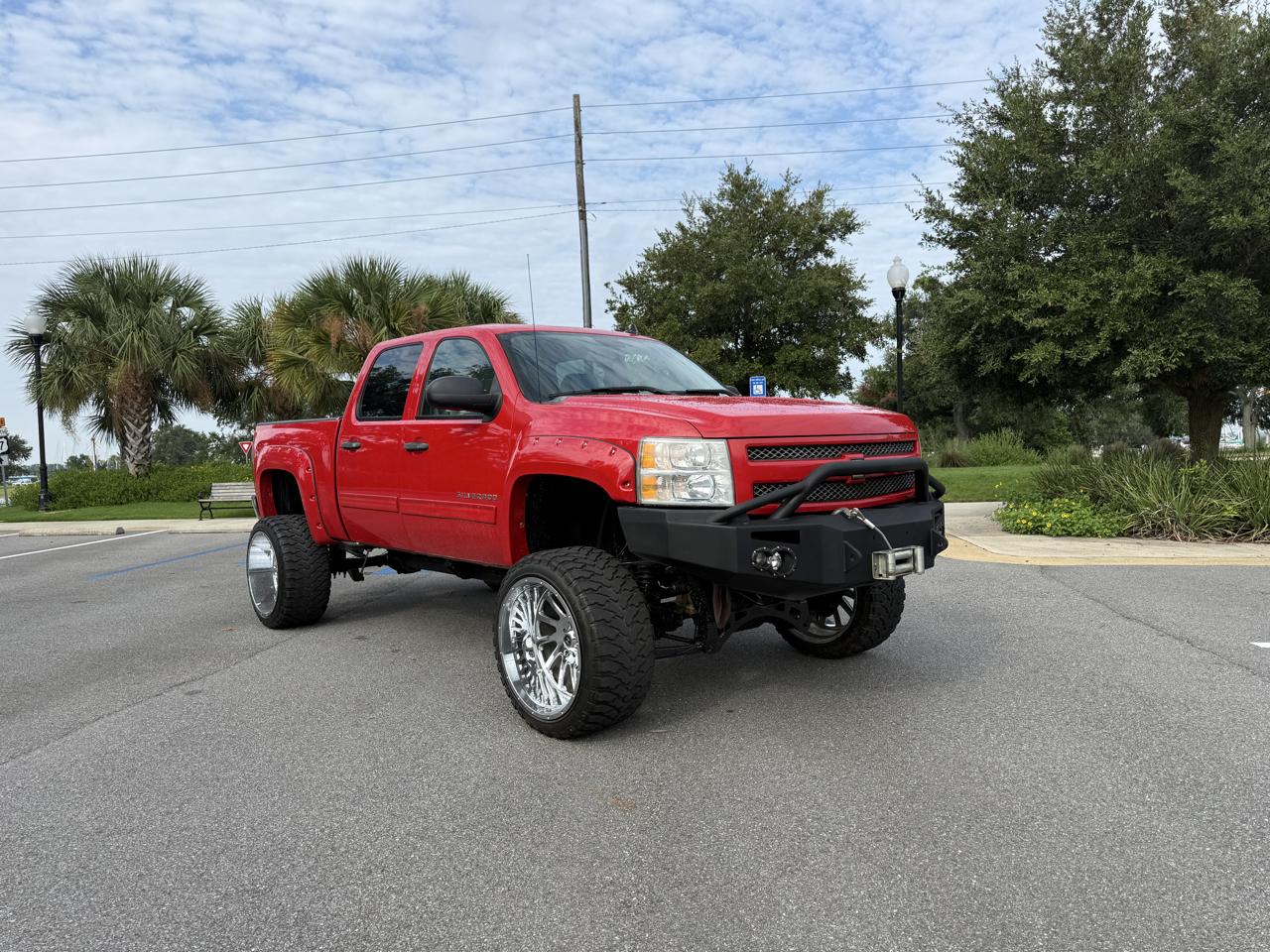 Chevrolet Silverado 1500 LT Crew Cab 4WD 2011