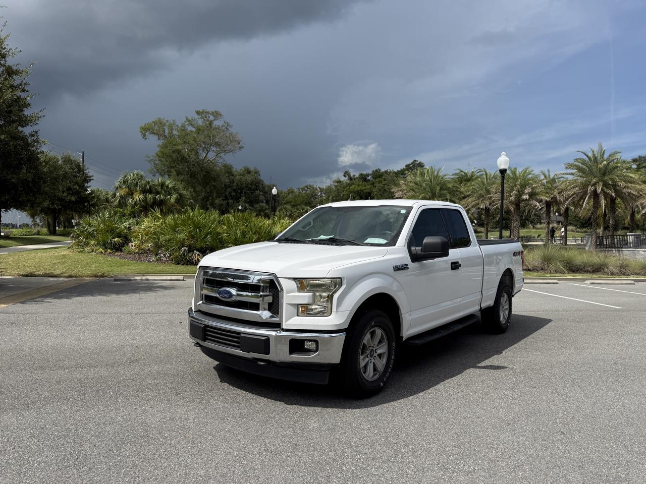 Ford F-150 XLT SuperCab 6.5-ft. Bed 4WD 2017