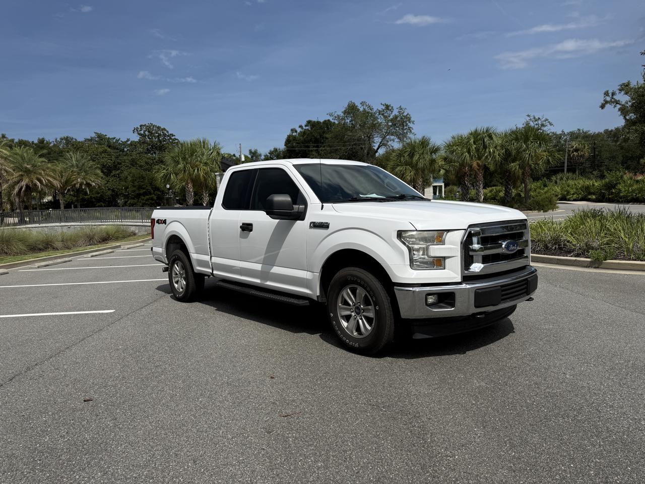 Ford F-150 XLT SuperCab 6.5-ft. Bed 4WD 2017