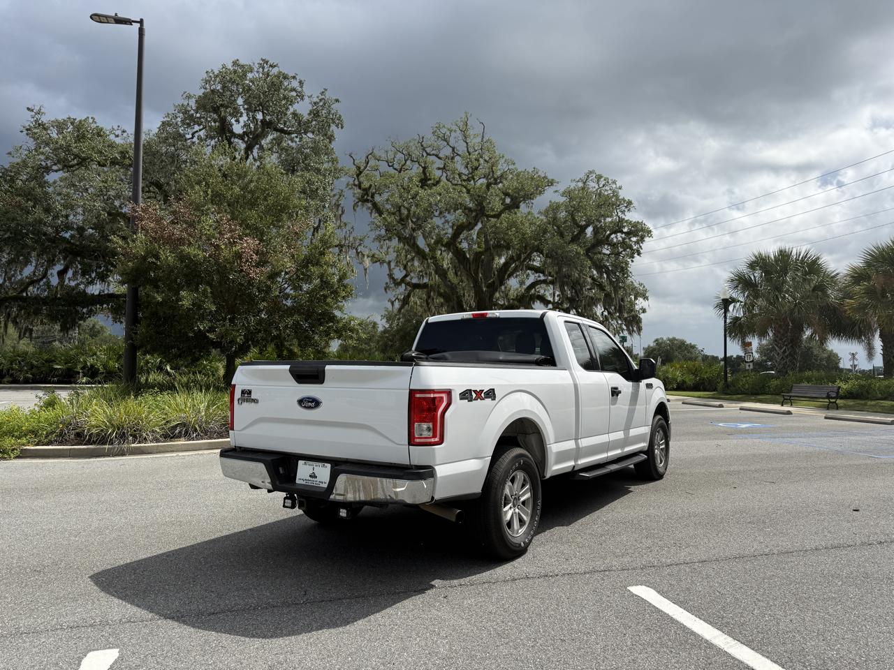 Ford F-150 XLT SuperCab 6.5-ft. Bed 4WD 2017