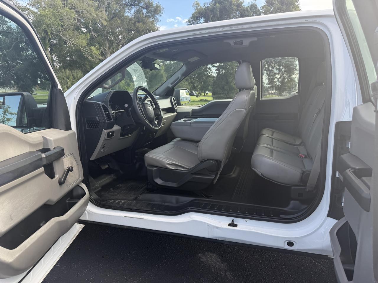 Ford F-150 XL SuperCab 6.5-ft. Bed 4WD 2015