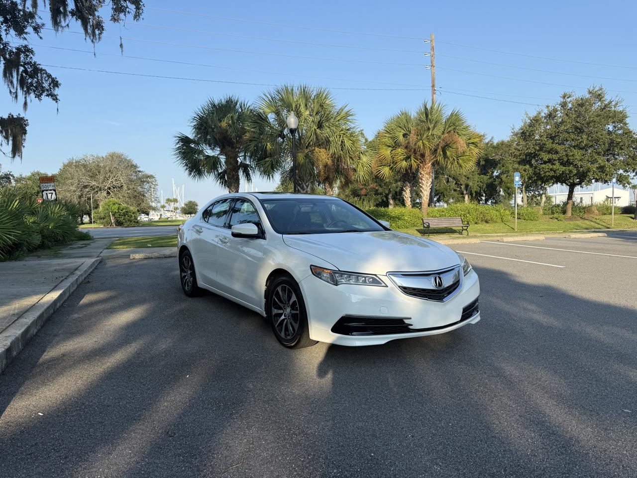 Acura TLX Base 2.4L 2015