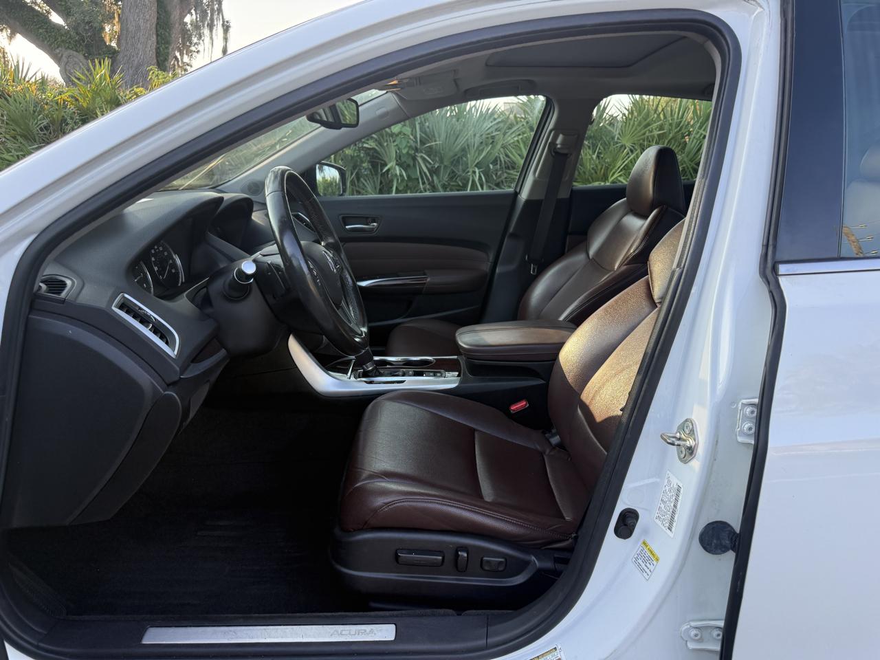 Acura TLX Base 2.4L 2015