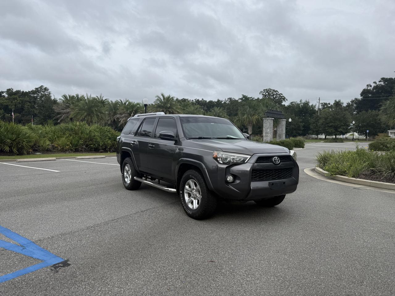 Toyota 4Runner SR5 2WD 2014