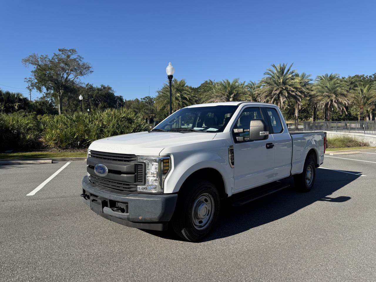 Ford F-250 SD XL SuperCab Long Bed 2WD 2018