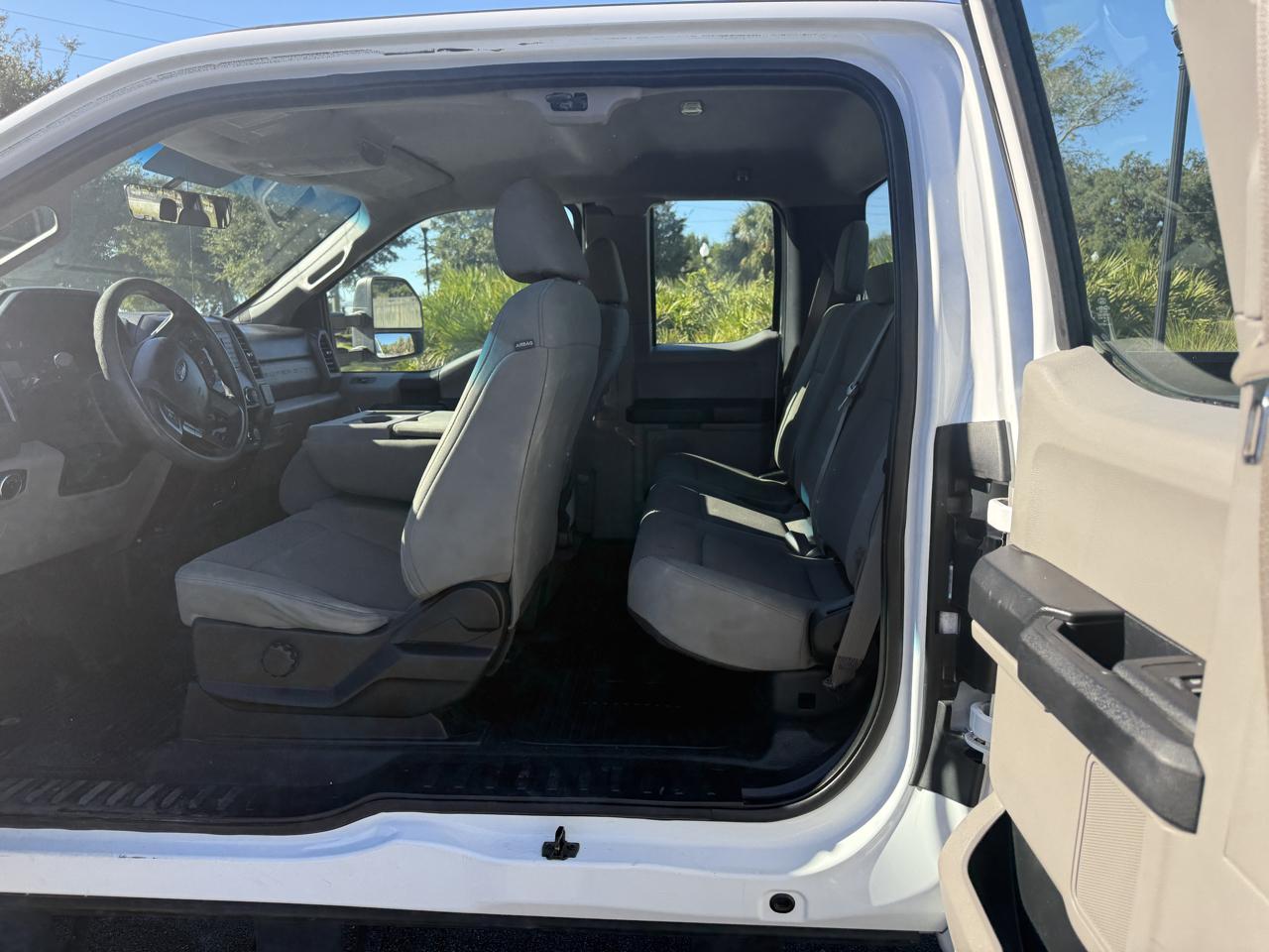 Ford F-250 SD XL SuperCab Long Bed 2WD 2018