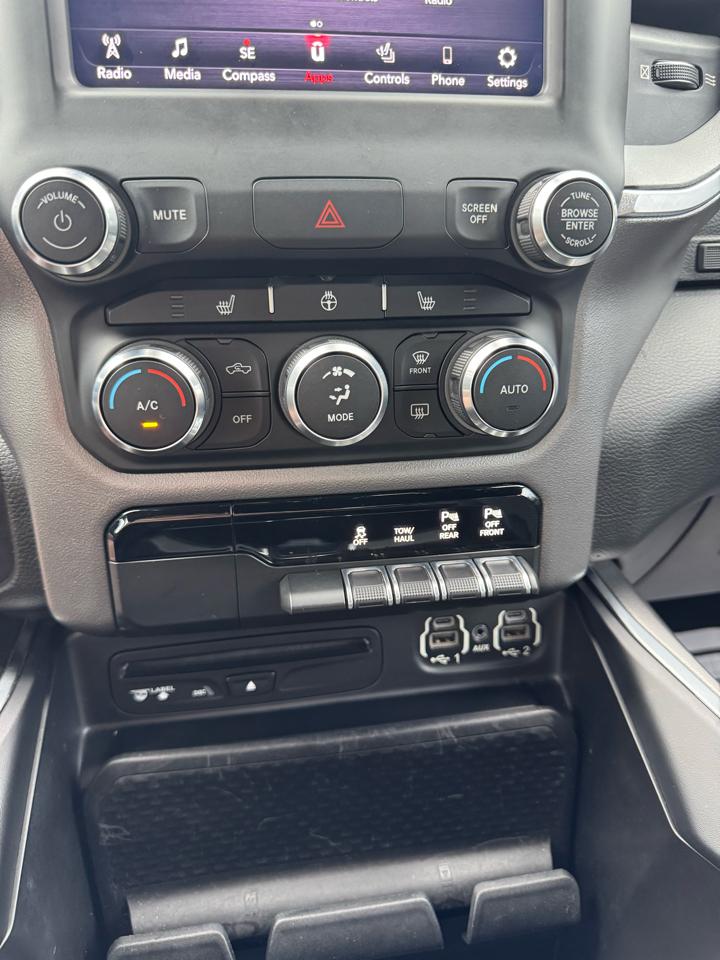 RAM 1500 Big Horn Crew Cab SWB 4WD 2019