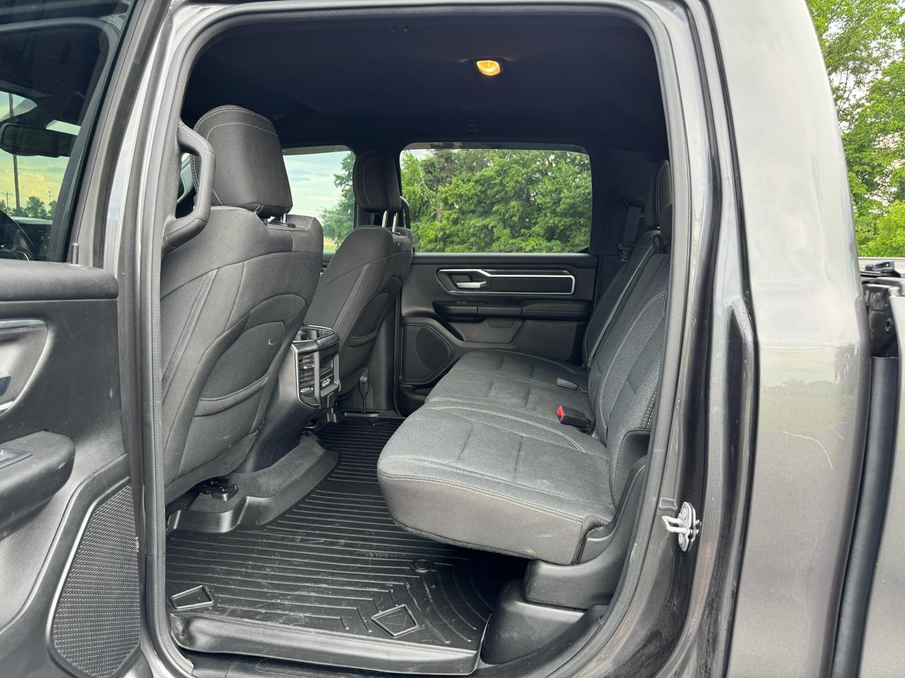 RAM 1500 Big Horn Crew Cab SWB 4WD 2019