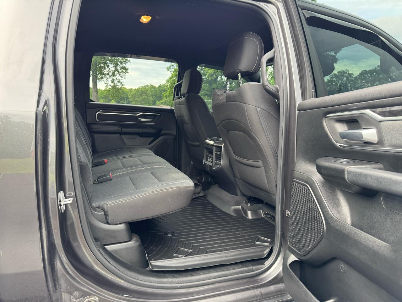 RAM 1500 Big Horn Crew Cab SWB 4WD 2019