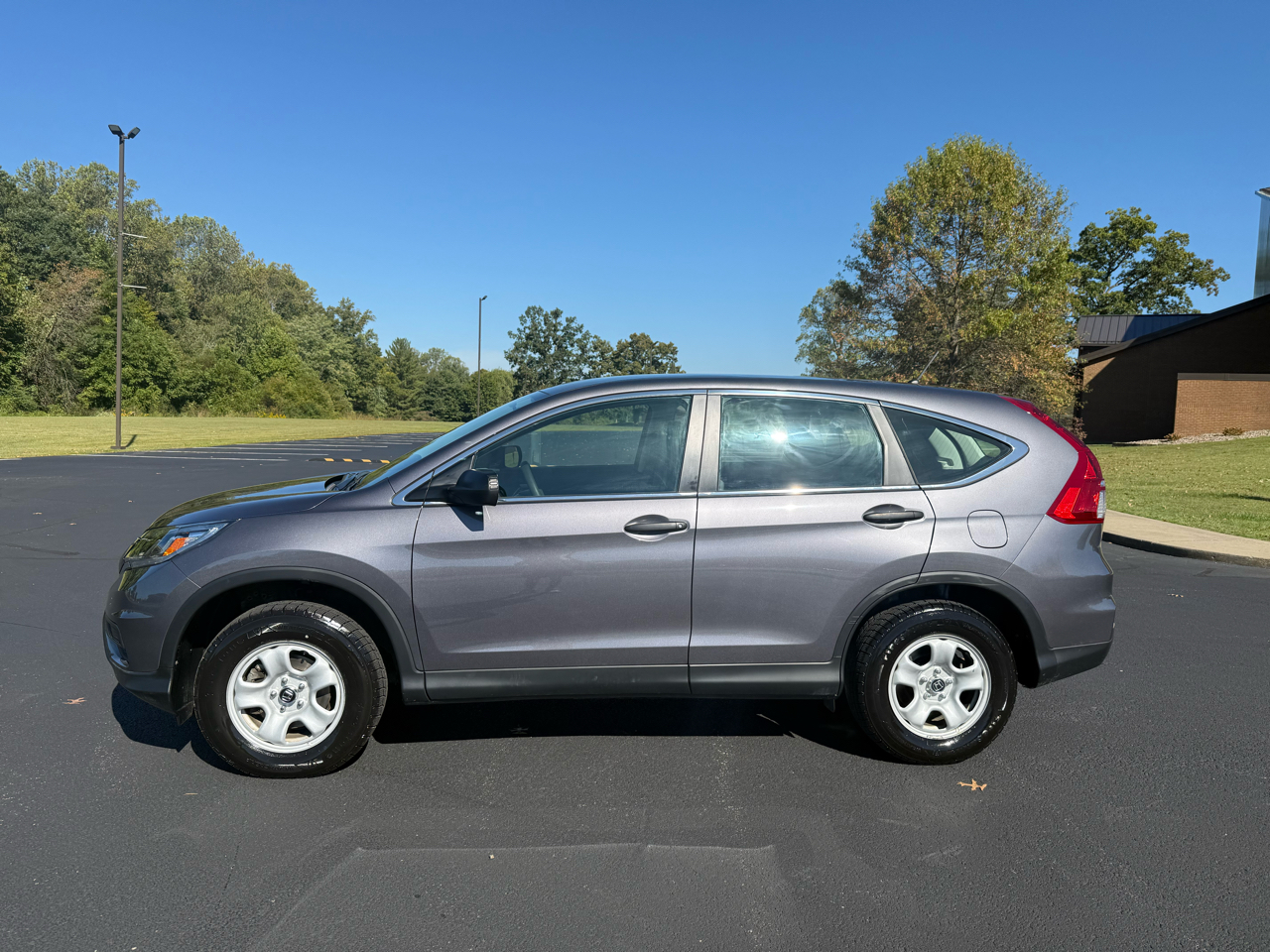2016 Honda CR-V LX photo 4